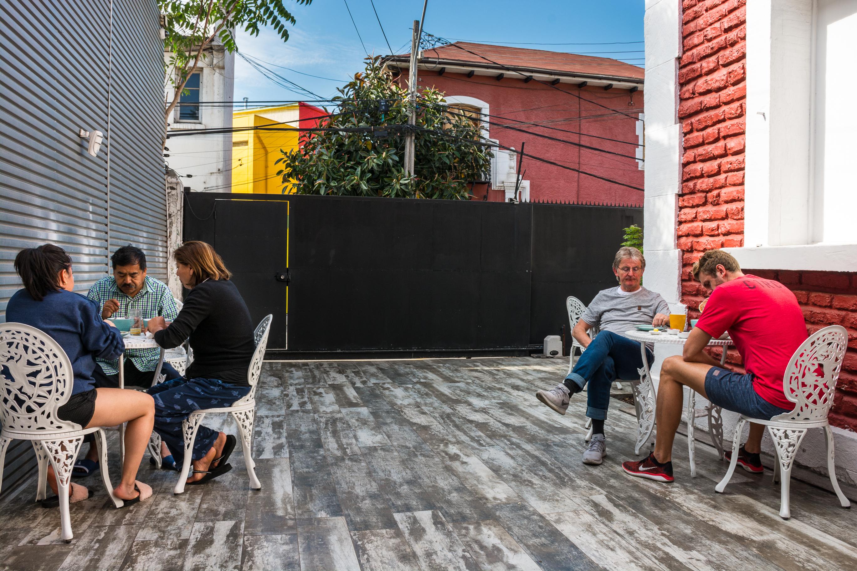 Hostal Casa Aborigen Santiago Ngoại thất bức ảnh