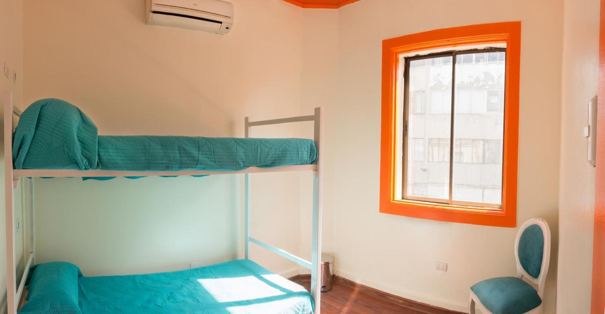 Hostal Casa Aborigen Santiago Ngoại thất bức ảnh
