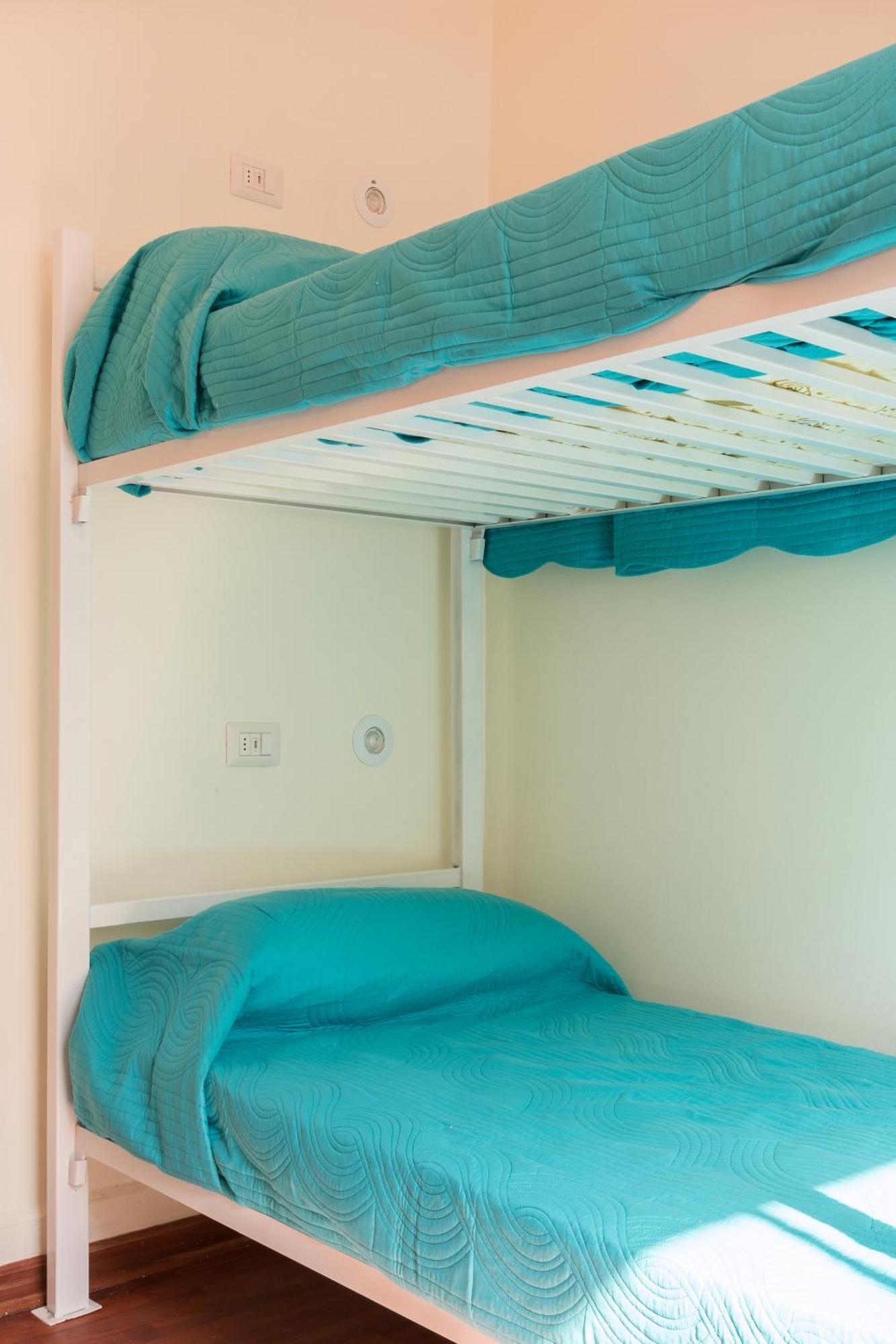 Hostal Casa Aborigen Santiago Ngoại thất bức ảnh