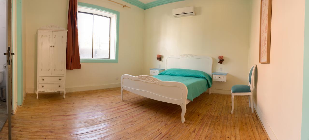 Hostal Casa Aborigen Santiago Ngoại thất bức ảnh